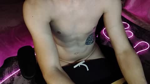 Snapshot of ylk_ chatting on September 17, 7:37 pm Darius online show from September 17, 7:37 pm