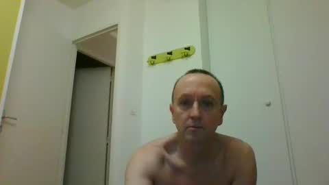 Yoann online show from January 10, 7:57 am