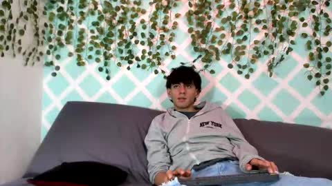 Snapshot of yoel_allan_hot88 chatting on October 10, 7:29 pm yoel_allan_hot88 online show from October 10, 7:29 pm