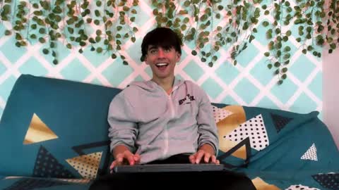 Snapshot of yoel_allan_hot88 chatting on October 6, 8:13 pm yoel_allan_hot88 online show from October 6, 8:13 pm