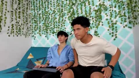 Snapshot of yoel_allan_hot88 chatting on September 28, 7:34 pm yoel_allan_hot88 online show from September 28, 7:34 pm