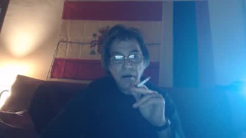 yosep online show from February 8, 11:16 am