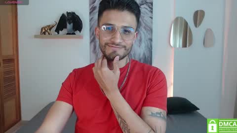 Snapshot of yoshy_man chatting on January 29, 3:33 am yoshy_man online show from January 29, 3:33 am