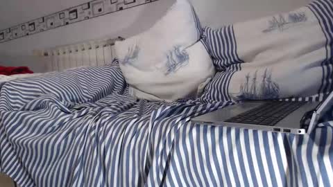 youandme1999 online show from September 29, 6:04 pm