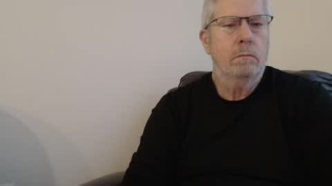 Snapshot of yougogirl_3 chatting on December 31, 2:36 pm Colorado Guy Straight online show from December 31, 2:36 pm