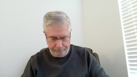 Snapshot of yougogirl_3 chatting on February 6, 8:02 pm Colorado Guy Straight online show from February 6, 8:02 pm