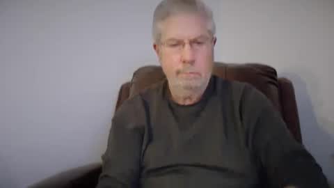 Snapshot of yougogirl_3 chatting on February 22, 9:56 am Colorado Guy Straight online show from February 22, 9:56 am