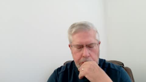 Snapshot of yougogirl_3 chatting on February 7, 9:15 pm Colorado Guy Straight online show from February 7, 9:15 pm