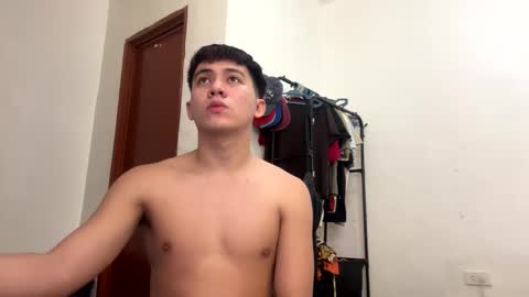 Cyrus online show from February 26, 5:03 pm