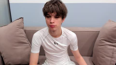 your_shy_guy online show from September 25, 7:02 pm