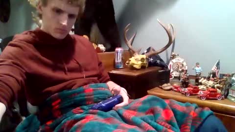 yourbitch1762 online show from March 5, 9:33 pm