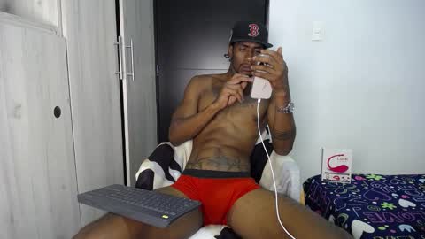Snapshot of yulian_23 chatting on September 11, 11:48 pm Ivan online show from September 11, 11:48 pm