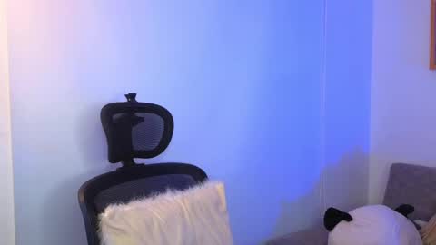 Snapshot of yulian_vasquez chatting on October 8, 12:42 pm yulian_vasquez online show from October 8, 12:42 pm