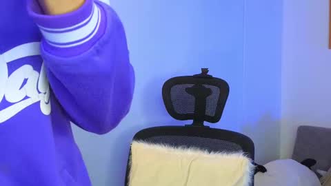 Snapshot of yulian_vasquez chatting on October 7, 12:31 pm yulian_vasquez online show from October 7, 12:31 pm