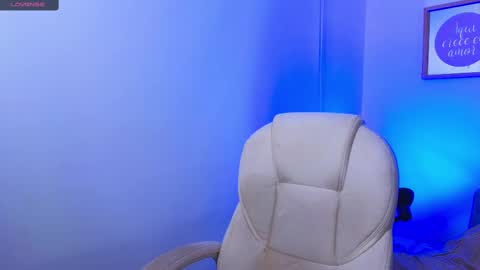 Snapshot of yulian_vasquez chatting on September 15, 12:28 pm yulian_vasquez online show from September 15, 12:28 pm