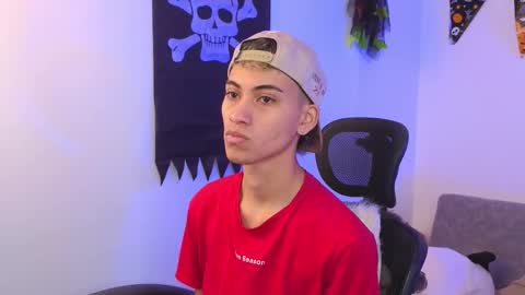 Snapshot of yulian_vasquez chatting on October 12, 12:32 pm yulian_vasquez online show from October 12, 12:32 pm