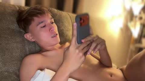 Justine online show from January 7, 9:20 pm