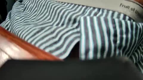 yuppers1234 online show from September 13, 3:57 pm