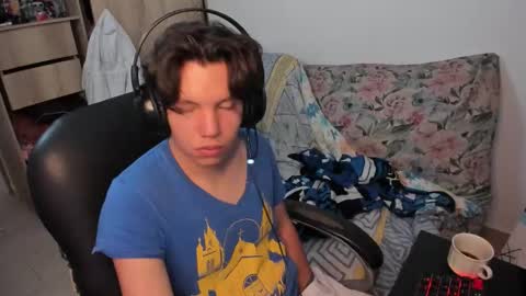 yurii_moody online show from February 23, 12:40 pm