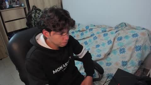 yurii_moody online show from January 10, 12:16 am