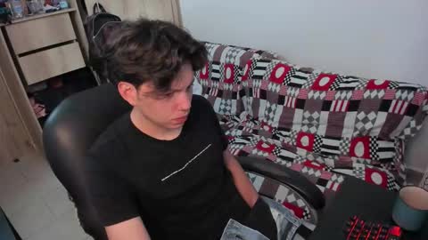 yurii_moody online show from December 20, 8:05 pm