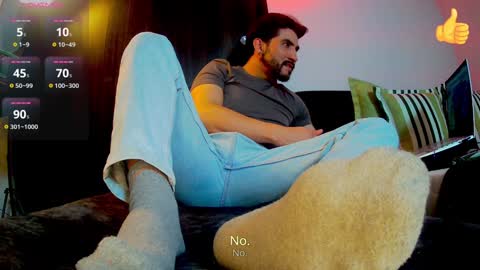 Snapshot of zac_dass chatting on December 7, 5:20 pm ZAC online show from December 7, 5:20 pm