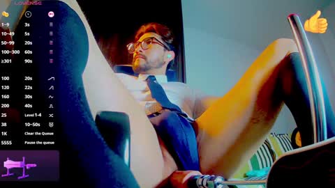 Snapshot of zac_dass chatting on January 8, 9:44 pm ZAC online show from January 8, 9:44 pm