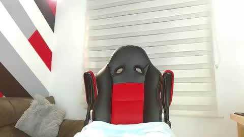 Zack  online show from January 7, 12:15 am