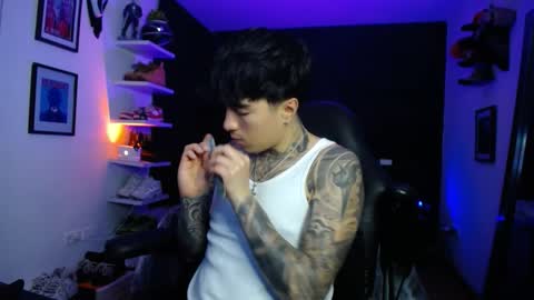 zac_muller1 online show from December 1, 11:30 pm