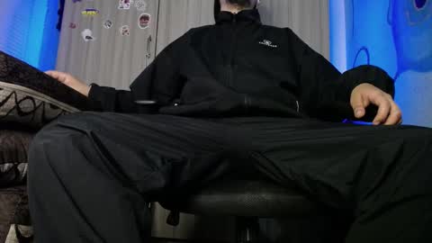 Snapshot of zac_watson chatting on February 13, 3:07 am Zac Freelance model online show from February 13, 3:07 am