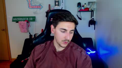 Snapshot of zach_rhyder chatting on January 20, 3:48 am Zach Rhyder online show from January 20, 3:48 am