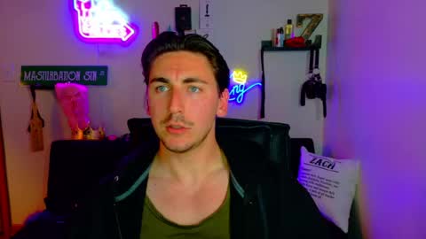 Zach Rhyder online show from April 28, 1:22 am