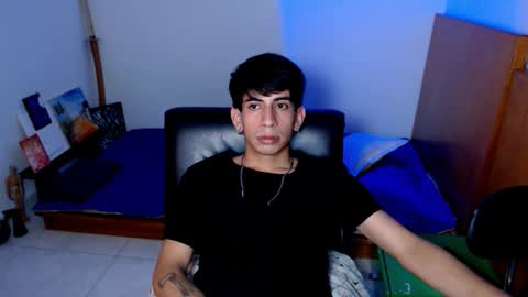 Snapshot of zack_kingg chatting on October 15, 6:48 pm Zack King online show from October 15, 6:48 pm
