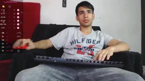 Snapshot of zack_xtreme chatting on December 24, 12:22 pm Xavi online show from December 24, 12:22 pm