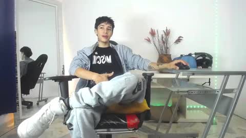 zack online show from January 18, 1:29 pm