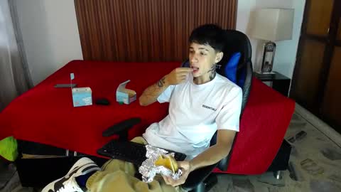 zack online show from December 28, 5:03 pm