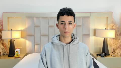 zahir_ashar online show from April 1, 7:33 pm