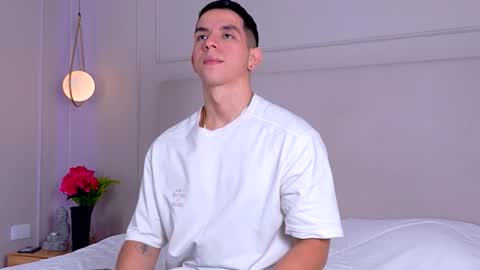 Zane Dawson online show from October 1, 3:43 am