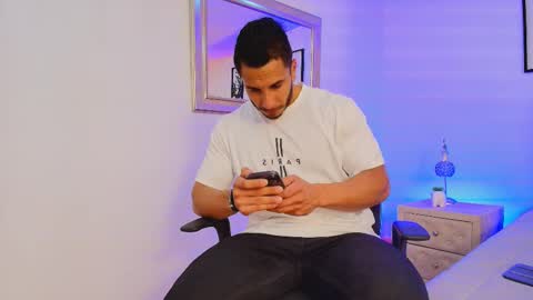 Snapshot of zanemaverick chatting on September 25, 11:53 am zanemaverick online show from September 25, 11:53 am