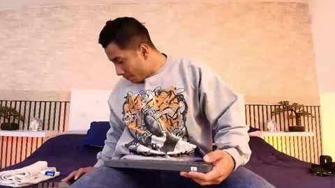 zanemaverick online show from November 12, 12:11 pm