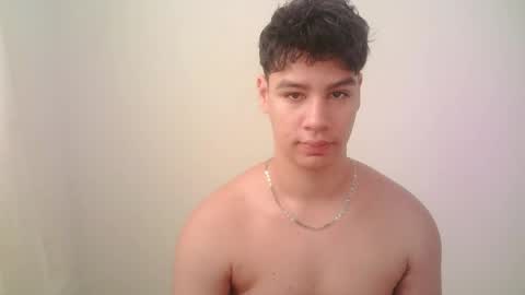 zeus_183 online show from June 3, 2:33 pm
