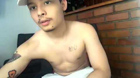 Snapshot of zeusjeff chatting on September 23, 9:58 pm zeus online show from September 23, 9:58 pm
