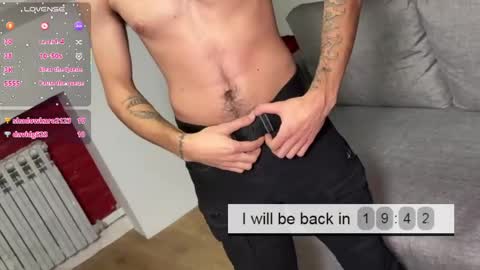 ZEYN online show from April 24, 12:40 pm