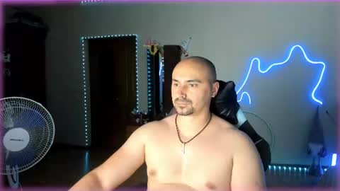 Ziesh online show from June 13, 5:33 pm