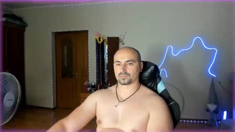 Ziesh online show from June 12, 3:21 pm