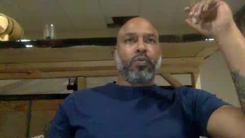 Snapshot of zionlion22 chatting on January 8, 1:21 am zionlion22 online show from January 8, 1:21 am