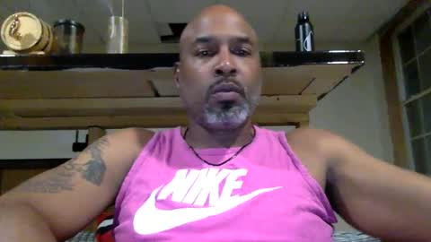 Snapshot of zionlion22 chatting on October 7, 12:37 am zionlion22 online show from October 7, 12:37 am