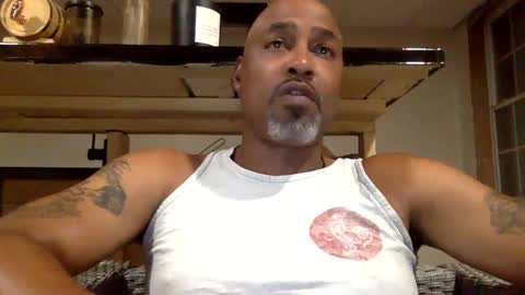 Snapshot of zionlion22 chatting on October 3, 2:38 am zionlion22 online show from October 3, 2:38 am