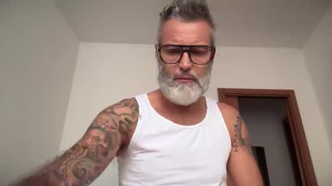 Snapshot of zkopa69 chatting on October 18, 7:35 am zkopa69 online show from October 18, 7:35 am