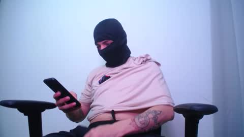 Snapshot of zoro_roronoa96 chatting on October 17, 2:48 am zoro_roronoa96 online show from October 17, 2:48 am
